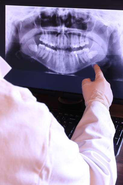 Best Weekend Emergency Dental Services in Mantachie, MS
